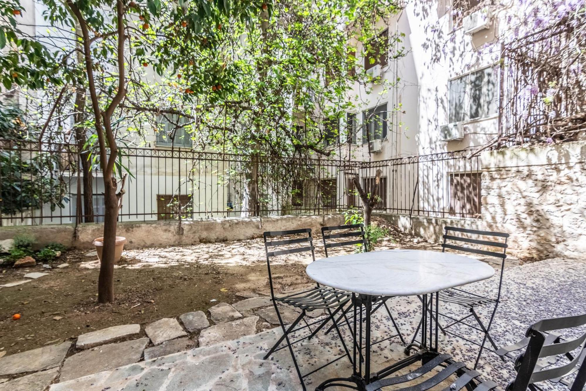Apartamento Aris In Kolonaki Atenas Exterior foto