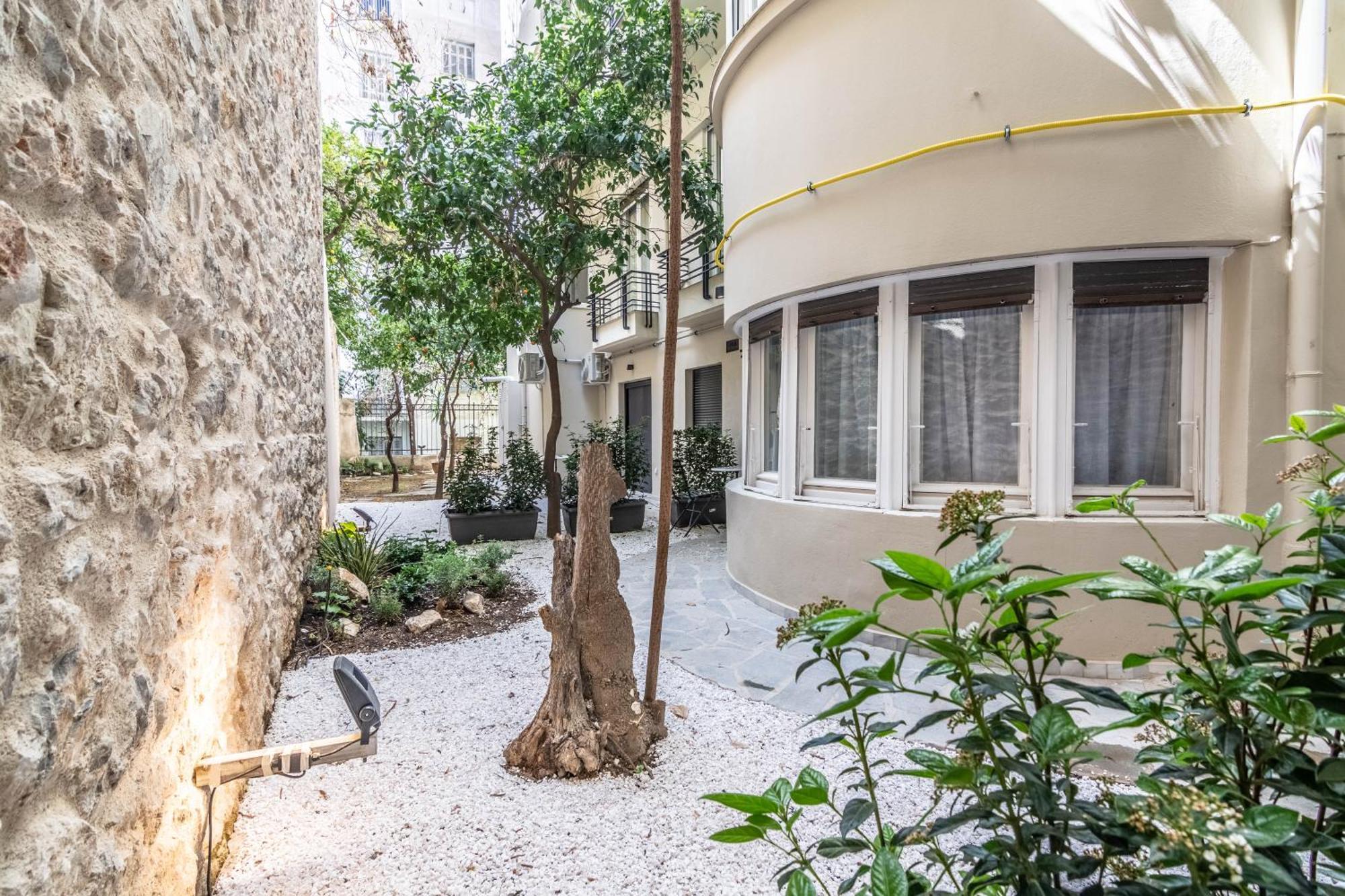 Apartamento Aris In Kolonaki Atenas Exterior foto